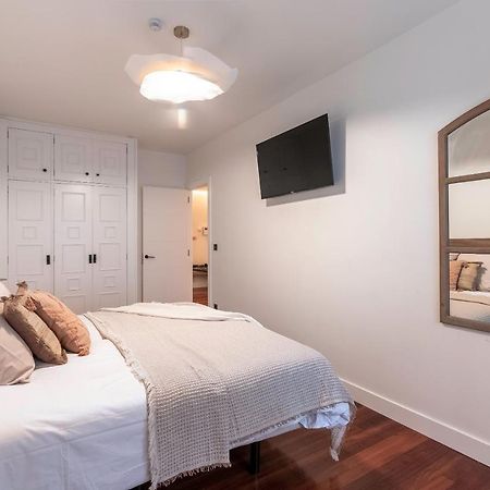 New! Lovely 4-Bedroom Loft In Bilbao Bagian luar foto