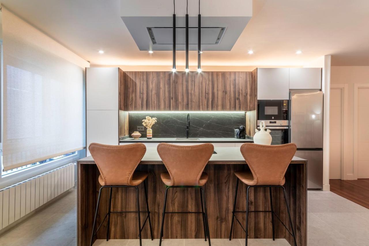 New! Lovely 4-Bedroom Loft In Bilbao Bagian luar foto