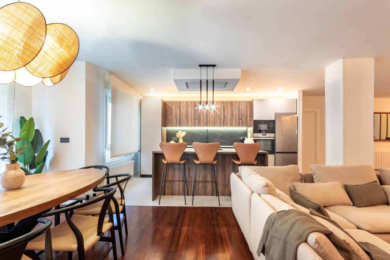 New! Lovely 4-Bedroom Loft In Bilbao Bagian luar foto