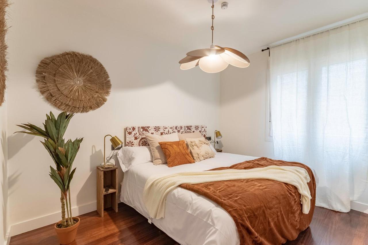 New! Lovely 4-Bedroom Loft In Bilbao Bagian luar foto